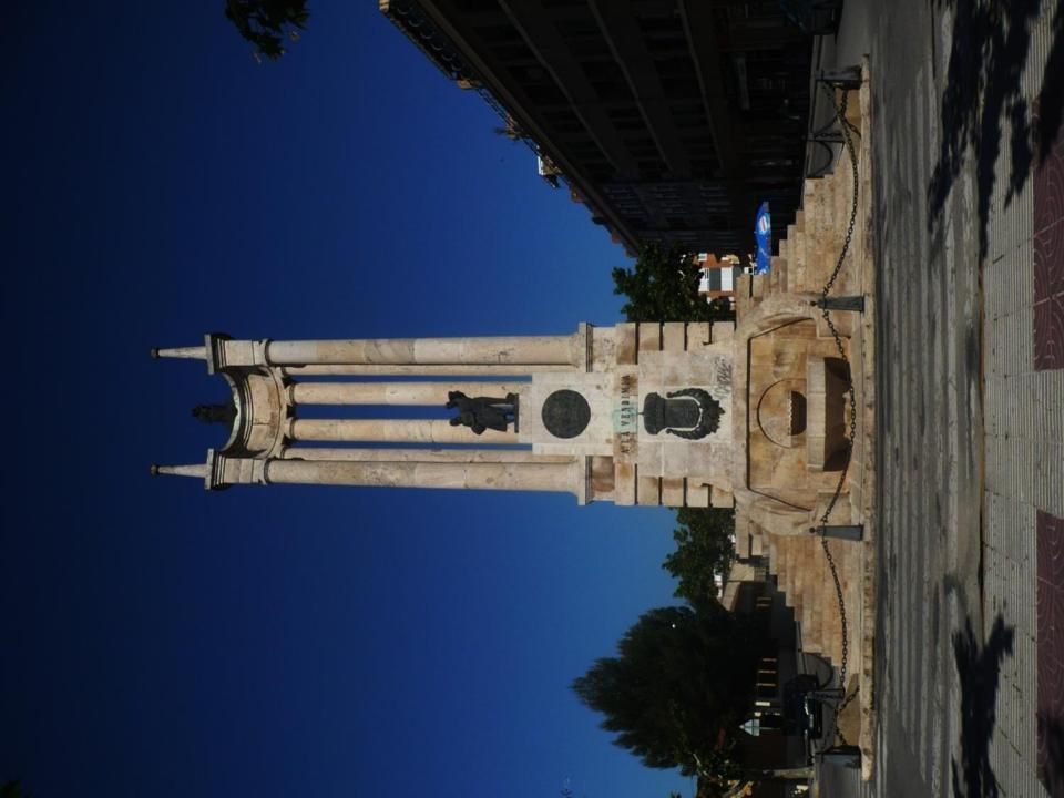Alojamiento Turistico La Tinaja Requena Exteriér fotografie